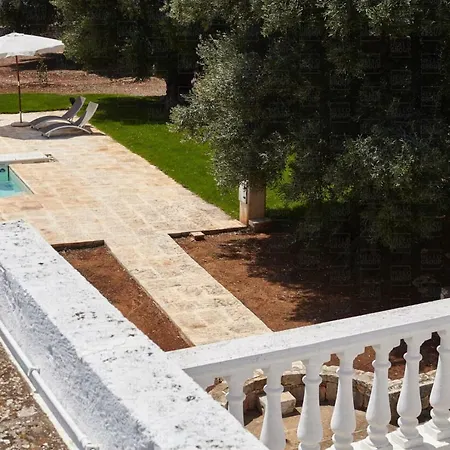 Helloapulia Masseria Terrarossa *